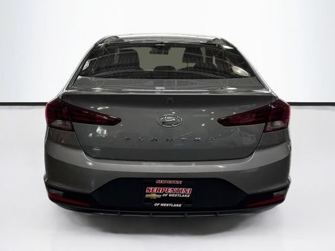 Used 2020 Hyundai Elantra SE w/ Cargo Package (C1) FWD image 4