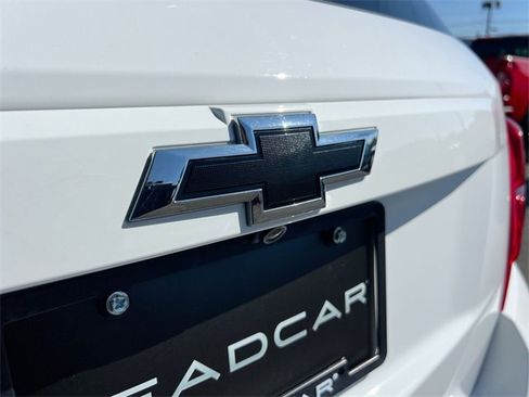 Used 2022 Chevrolet Trax LT w/ Sport Edition image 28