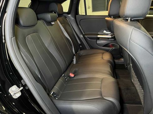 Certified 2025 Mercedes-Benz GLA 250 4MATIC image 14