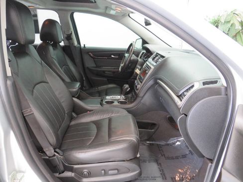 Used 2015 GMC Acadia Denali image 11