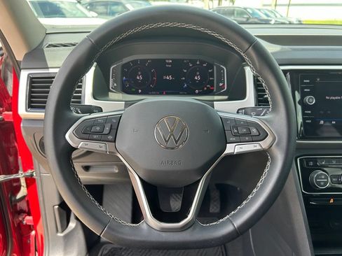 Certified 2023 Volkswagen Atlas SE FWD image 19