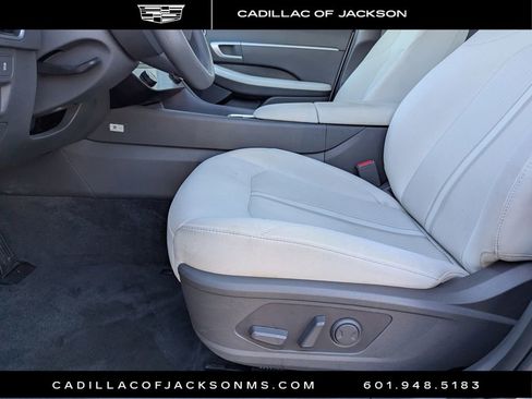 Used 2025 Hyundai Sonata SEL image 14