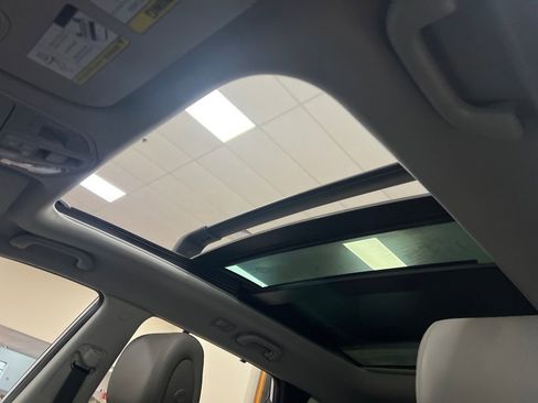 Used 2018 Hyundai Santa Fe Sport w/ 2.4L Tech Package 04 image 24