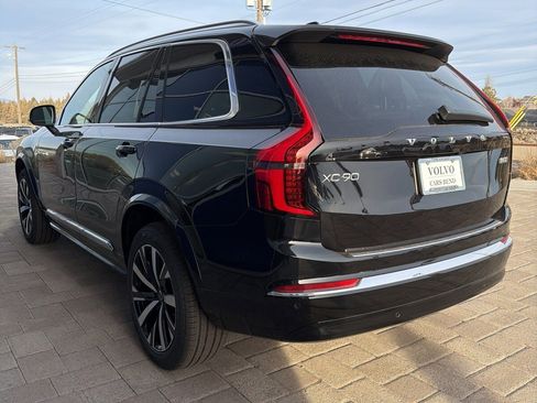 New 2026 Volvo XC90 B5 Core w/ Protection Package Premier image 5