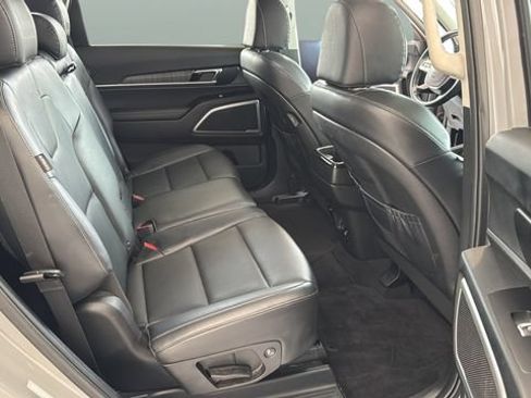 Used 2023 Kia Telluride EX X-Line AWD/4WD image 24