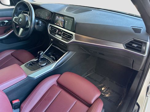 Used 2022 BMW 330i Sedan w/ M Sport Package image 29