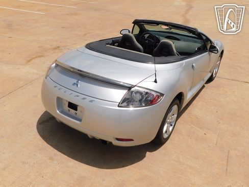 Used 2007 Mitsubishi Eclipse GS image 23