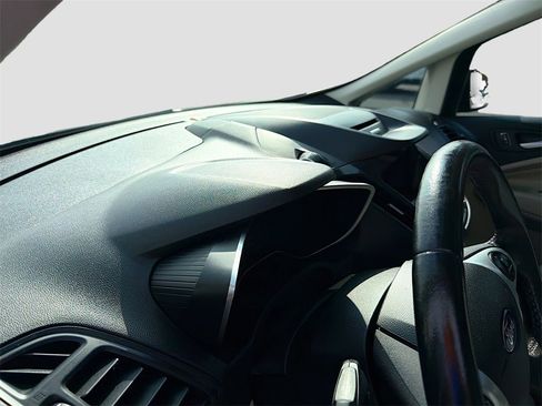 Used 2016 Ford C-MAX Energi SEL w/ Equipment Group 302A image 9