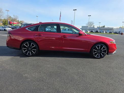 Certified 2025 Honda Accord Touring image 2