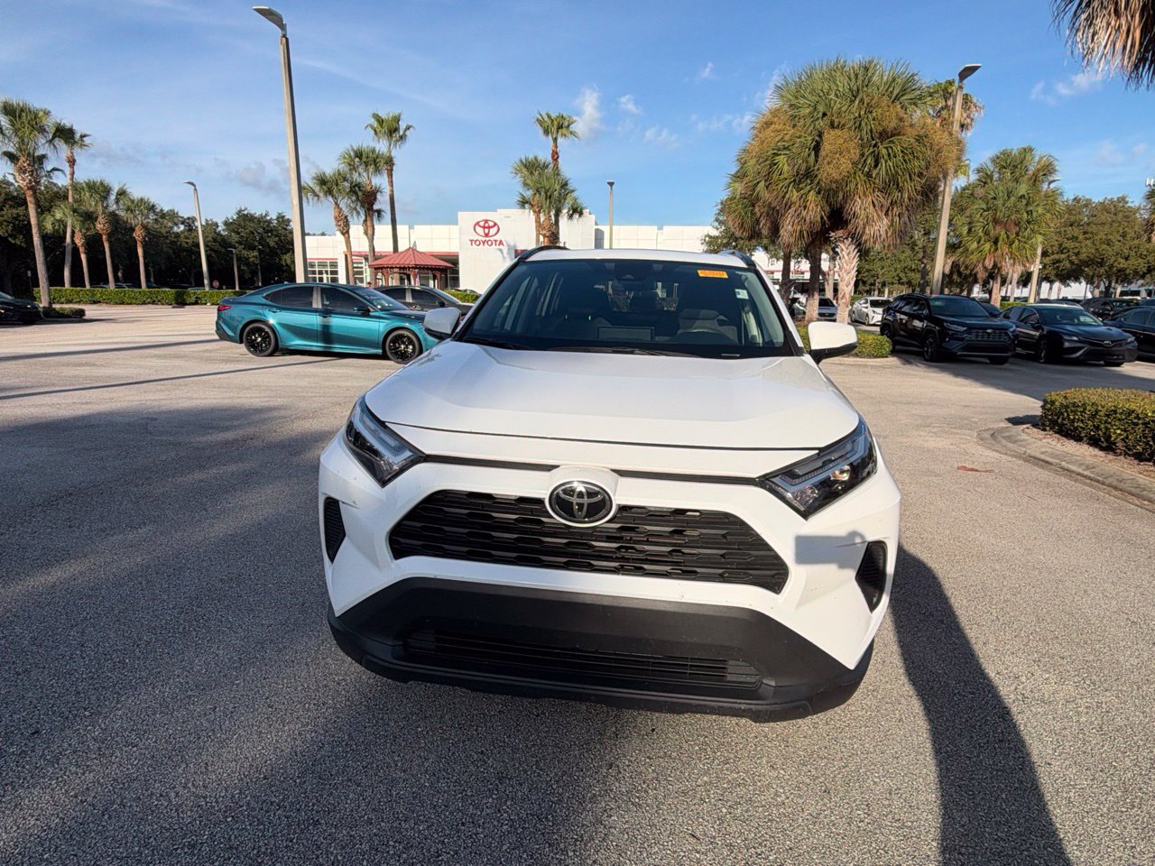 Used 2024 Toyota RAV4 XLE w/ Convenience Package FWD image 2