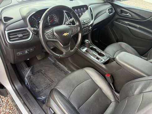 Used 2020 Chevrolet Equinox LT w/ Sport Edition image 13