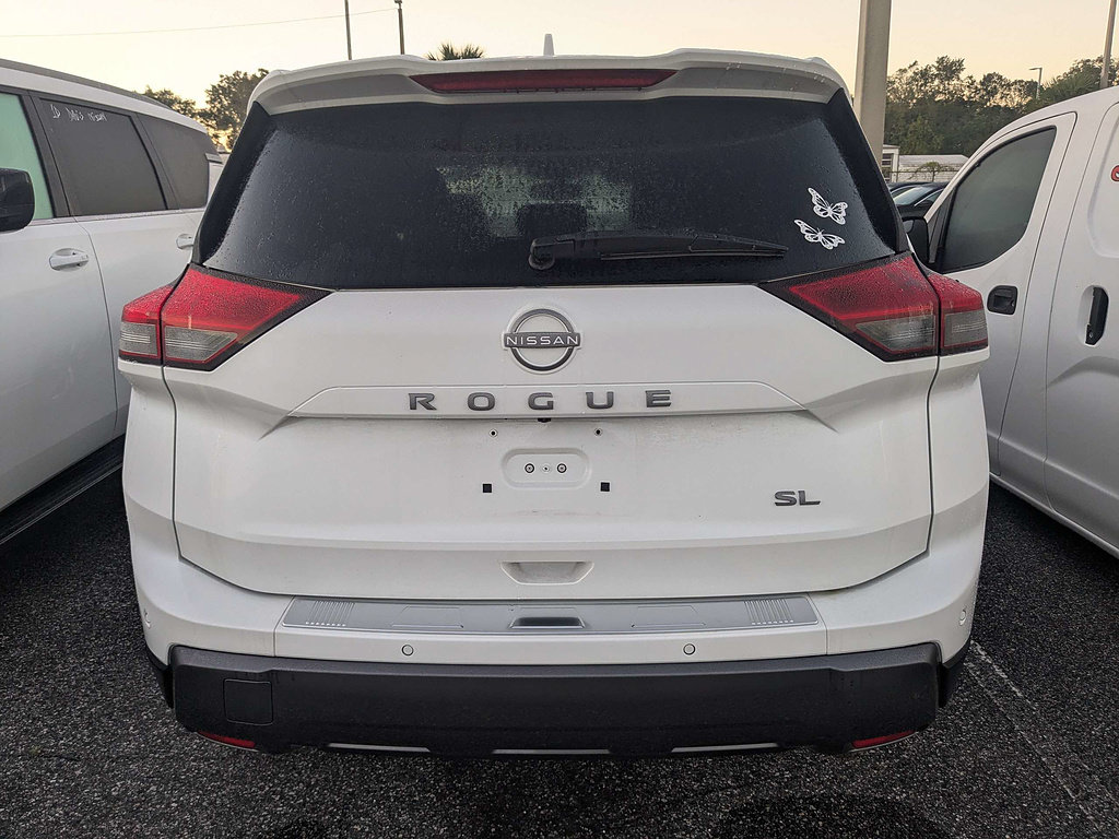 Certified 2025 Nissan Rogue SL w/ SL Premium Package FWD image 38