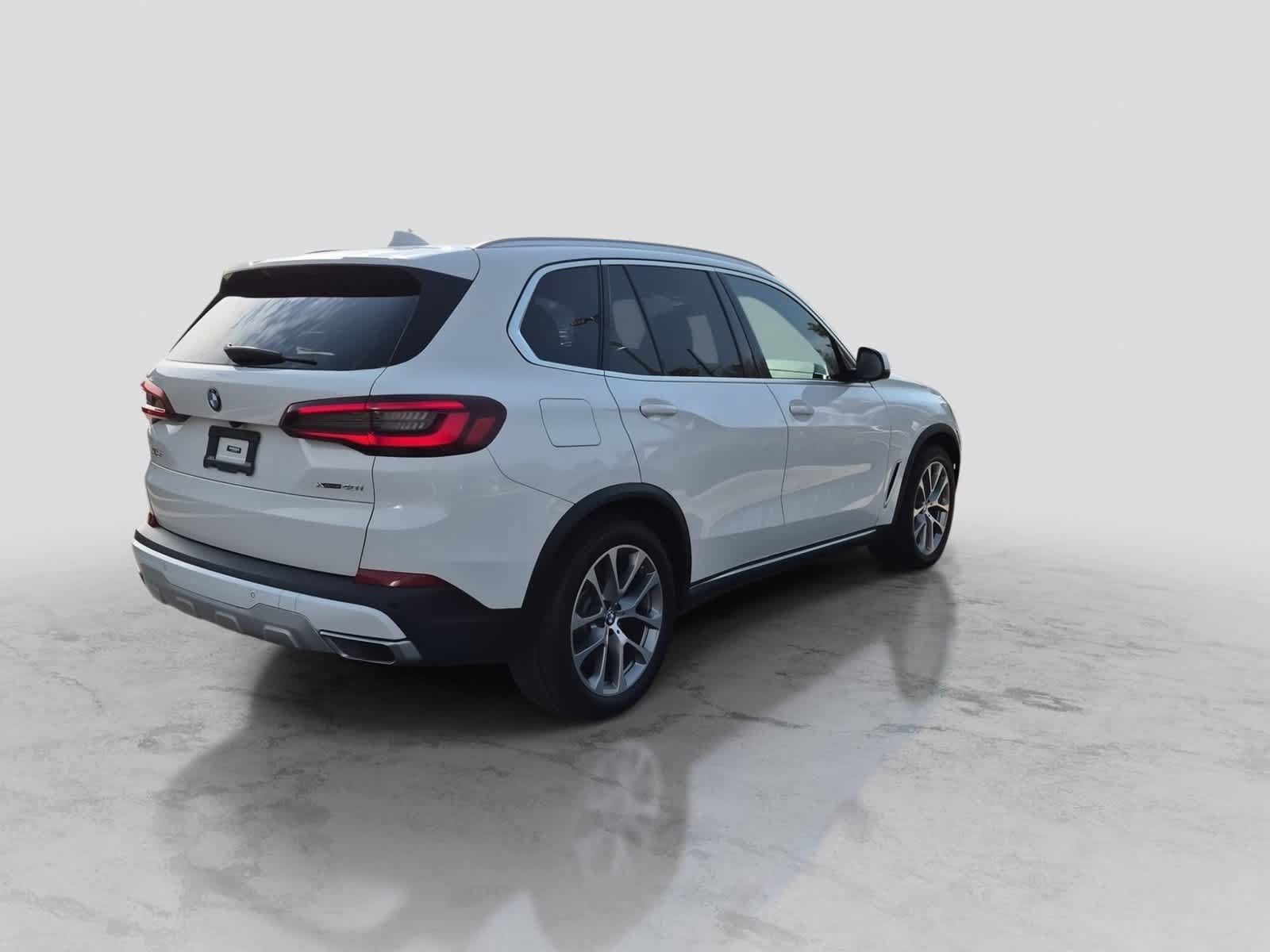 Used 2022 BMW X5 xDrive40i AWD/4WD image 8