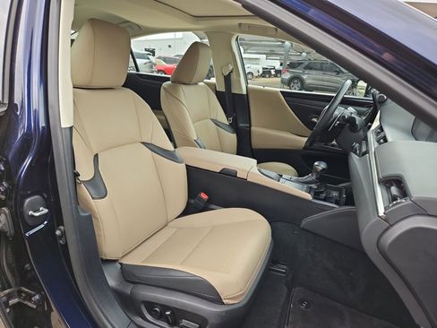 Used 2020 Lexus ES 350 w/ Premium Package image 22