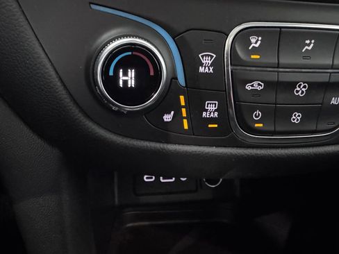 Certified 2021 Chevrolet Equinox LT image 22