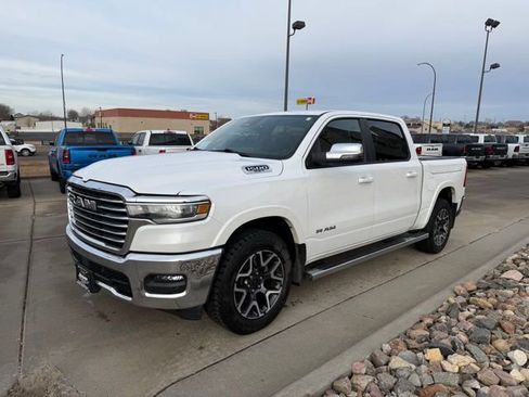 Used 2025 RAM 1500 Laramie image 3