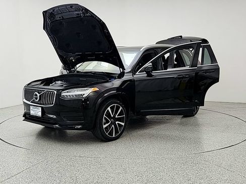Used 2021 Volvo XC90 T6 Momentum w/ Advanced Package AWD/4WD image 9