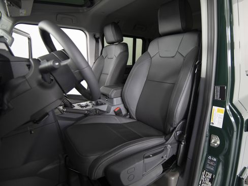 New 2025 INEOS Grenadier Fieldmaster Edition image 31