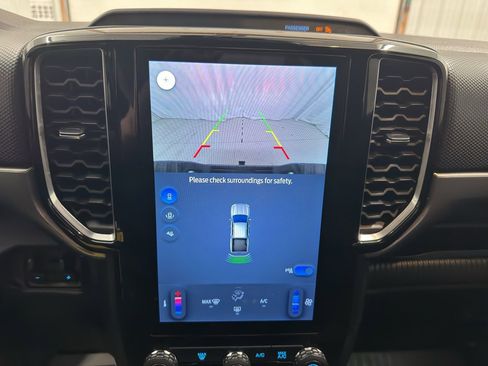 Used 2025 Ford Ranger XLT w/ FX4 Off-Road Package image 26