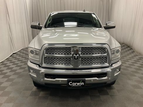 Used 2018 RAM 2500 Laramie w/ Convenience Group AWD/4WD image 2