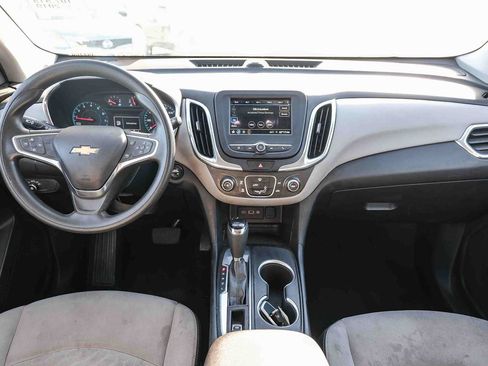 Used 2019 Chevrolet Equinox LS FWD image 13