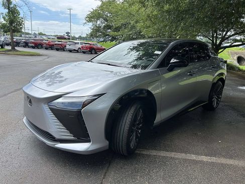 Used 2023 Lexus RZ 450e Premium w/ Accessory Package (2T) AWD/4WD image 5