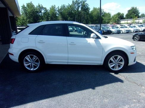 Used 2016 Audi Q3 2.0T Premium Plus w/ Technology Package AWD/4WD image 4