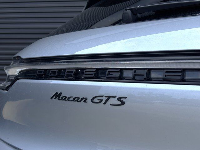 Certified 2026 Porsche Macan GTS AWD/4WD image 29