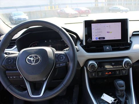 Certified 2023 Toyota RAV4 XLE w/ Convenience Package image 11