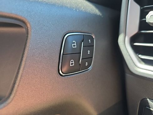 Certified 2025 Ford Bronco Sport Outer Banks w/ Outer Banks Tech Package+ AWD/4WD image 15