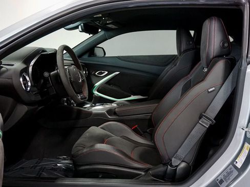 Used 2023 Chevrolet Camaro ZL1 RWD image 8