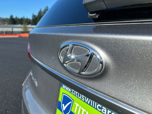 Used 2019 Hyundai Santa Fe SEL image 32