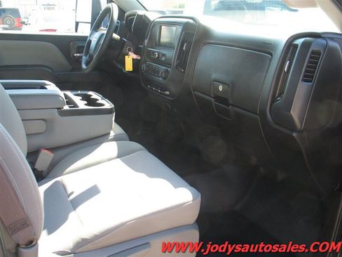 Used 2017 Chevrolet Silverado 1500 W/T w/ Trailering Package RWD image 20