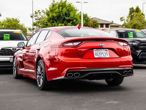 Used 2019 Kia Stinger RWD image 10