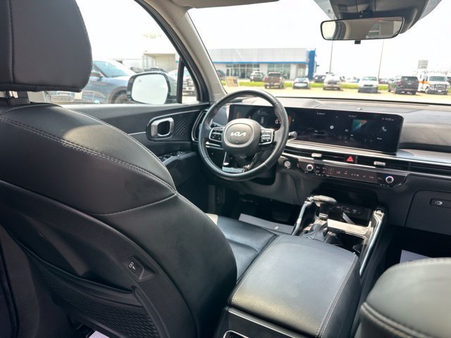 Used 2025 Kia Sorento S w/ Panoramic Sunroof Package FWD image 14