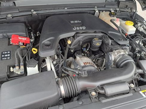 Used 2020 Jeep Wrangler Unlimited Rubicon image 35