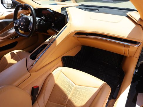 Used 2020 Chevrolet Corvette Stingray Premium Cpe w/ 3LT Preferred Equipment Group RWD image 15