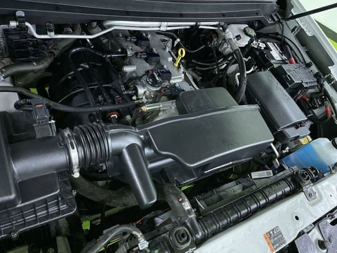 Used 2022 Chevrolet Colorado LT w/ Fleet Safety Package image 28