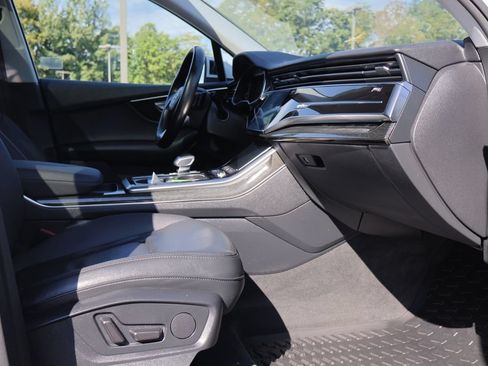 Used 2020 Audi Q7 2.0T Premium w/ Convenience Package AWD/4WD image 22