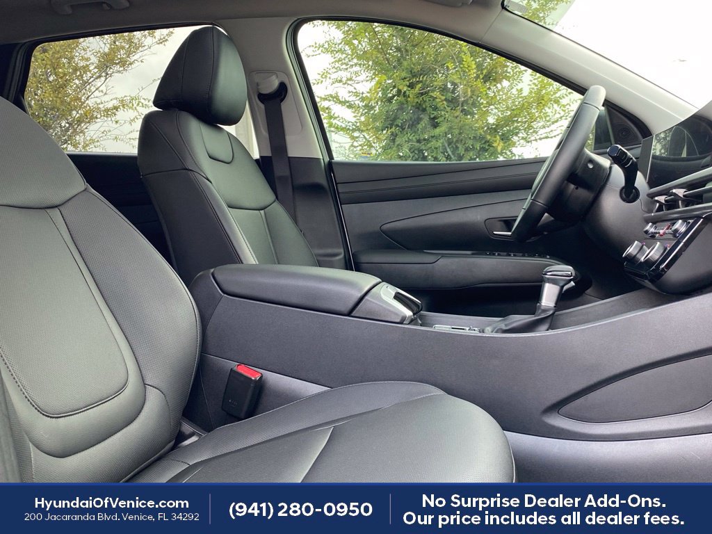 Certified 2025 Hyundai Tucson SEL FWD image 18