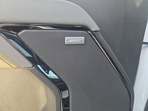 Used 2025 Chevrolet Silverado 1500 ZR2 image 20