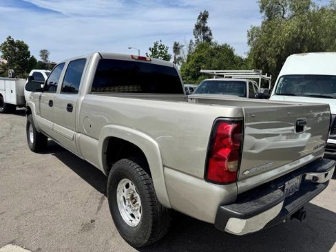 Used 2004 Chevrolet Silverado 2500 LS RWD image 5