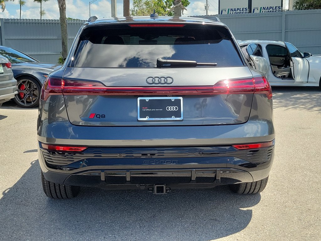 Certified 2024 Audi Q8 e-tron Prestige AWD/4WD image 6