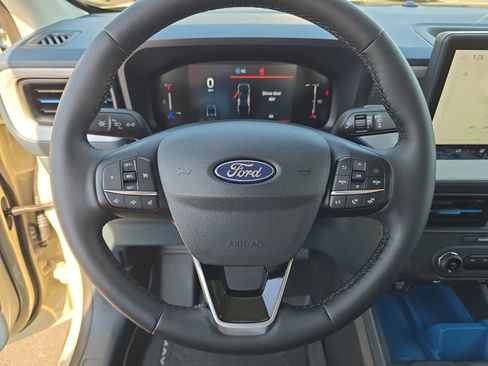 New 2025 Ford Maverick XLT w/ XLT Luxury Package image 23