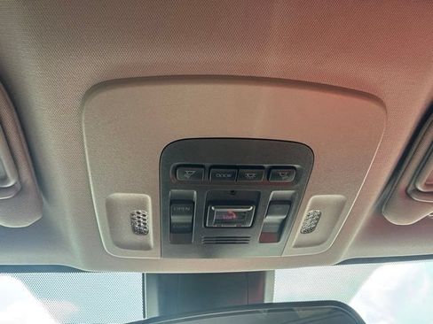 Used 2024 Toyota Camry SE FWD image 33