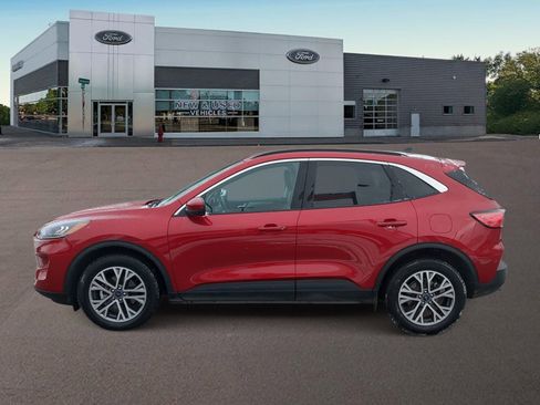 Used 2022 Ford Escape SEL image 6