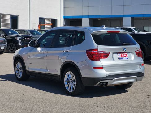 Used 2017 BMW X3 sDrive28i image 4