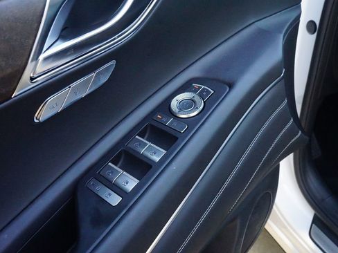 Certified 2025 Genesis GV80 2.5T Select image 14