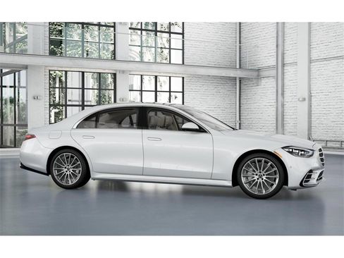 New 2025 Mercedes-Benz S 580 4MATIC Sedan image 14