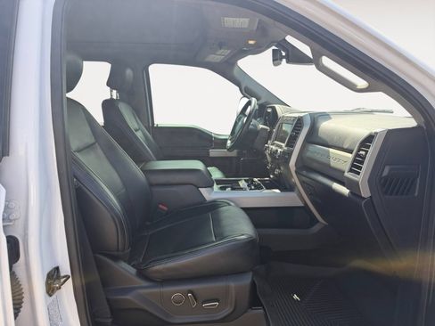 Used 2019 Ford F350 Lariat w/ Lariat Ultimate Package AWD/4WD image 15